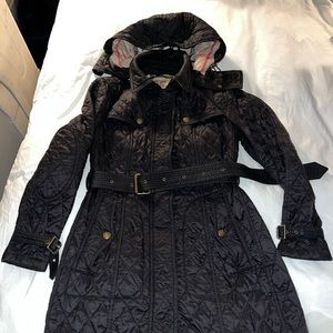 Burberry Finsbridge Jacket (Missing Belt that is pictured)
